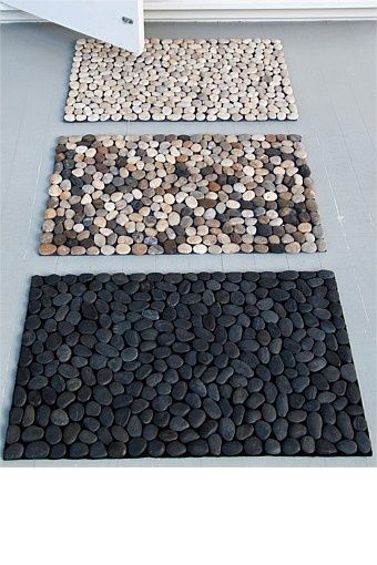 como hacer una alfombra de piedras 9