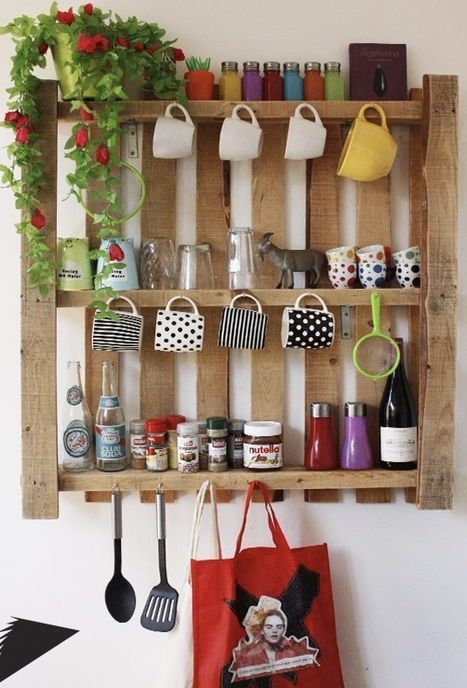ideas creativas para organizar tu hogar con palets cocina