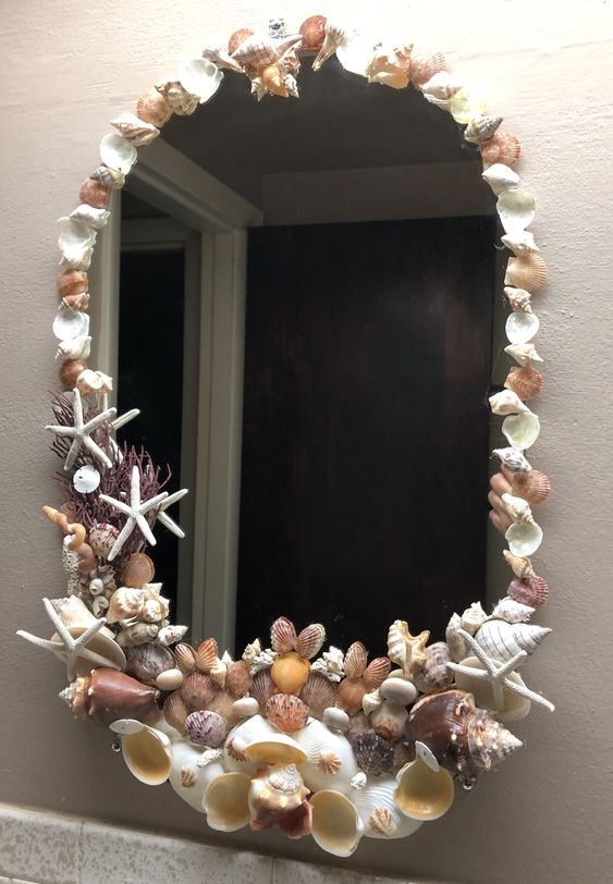 espejo decorado con conchas 4