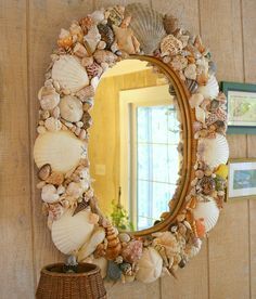 espejo decorado con conchas 5
