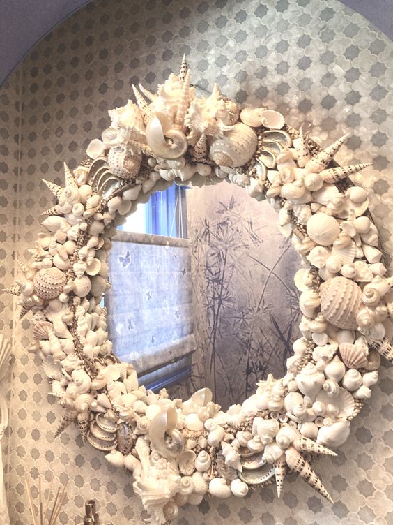 espejo decorado con conchas 6